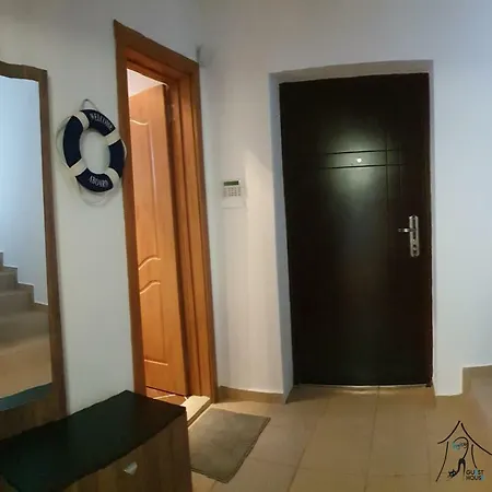 House Enjoy