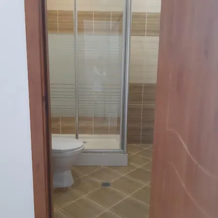 Вилла House Enjoy Камен-Бряг
